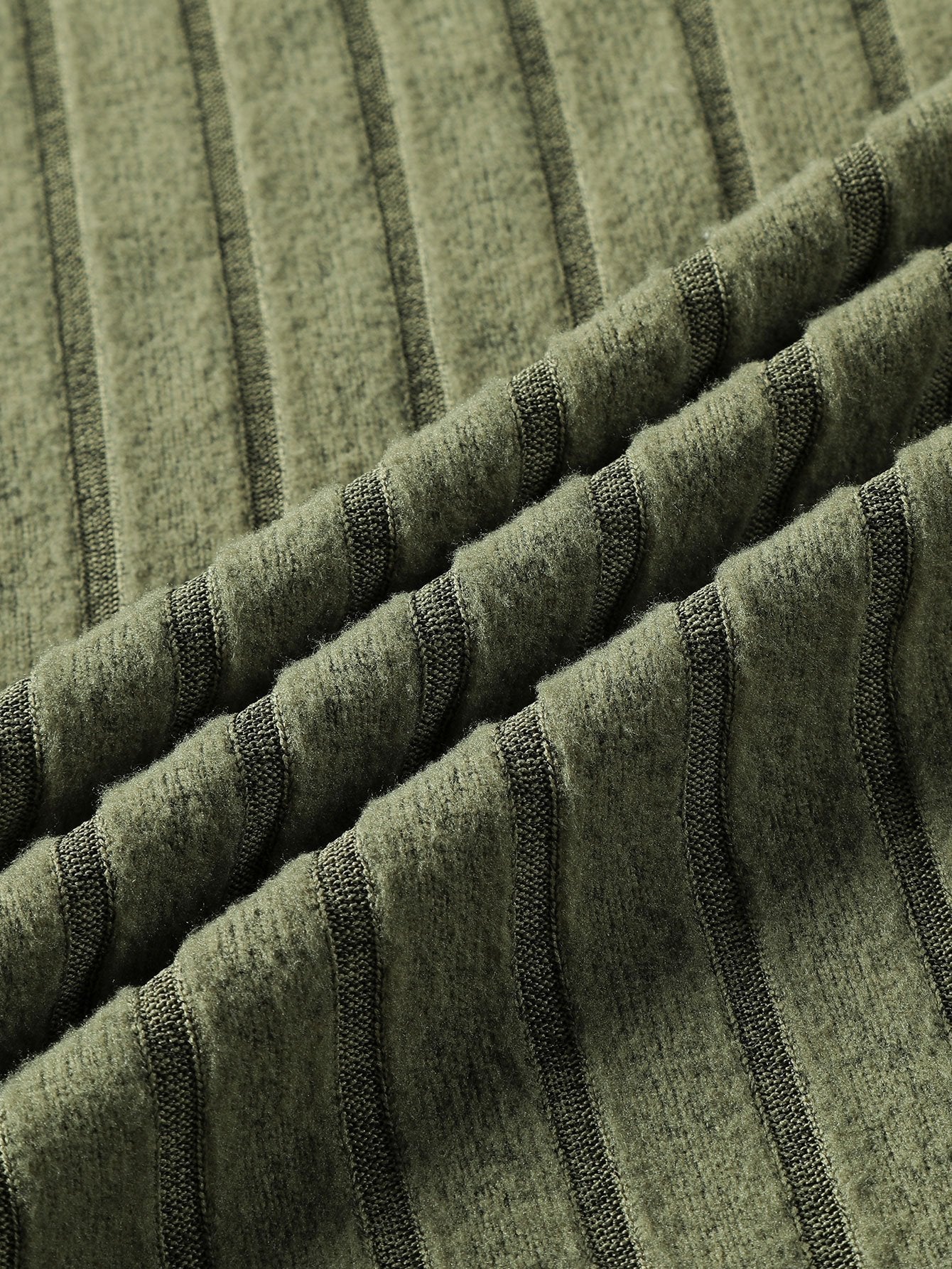 ALVARDE Knit Ribbed Sweatshirt