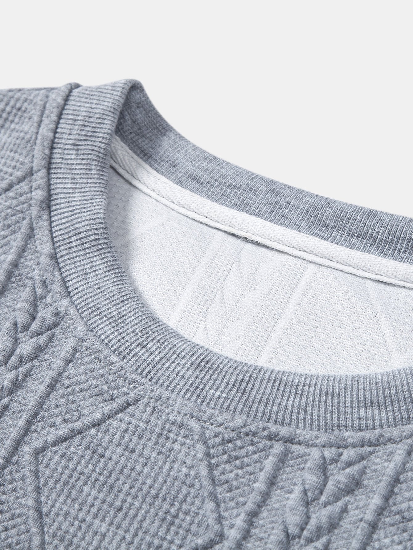 ALVARDE Fit Geometric Sweatshirt