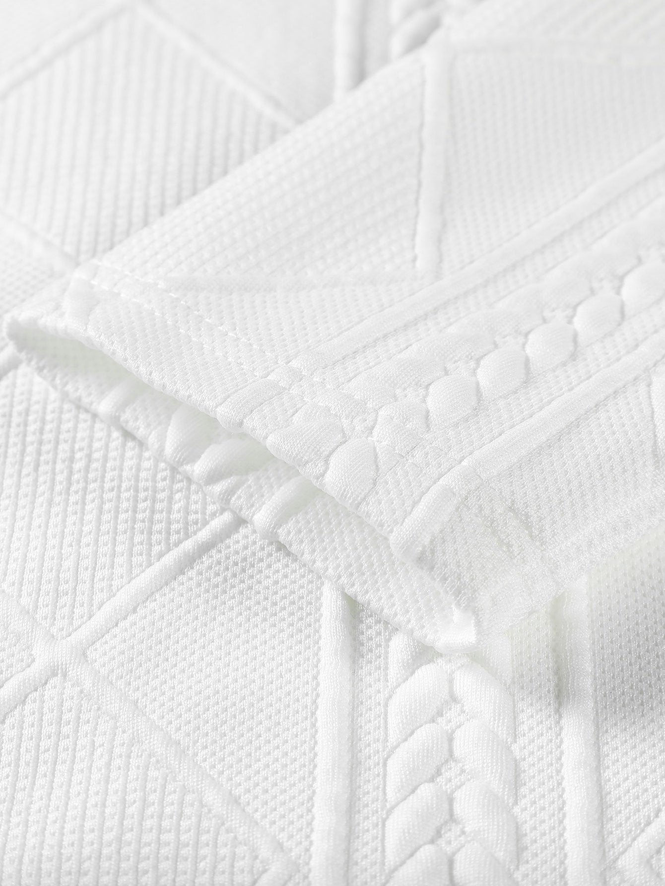 ALVARDE Geometric Sweatshirt