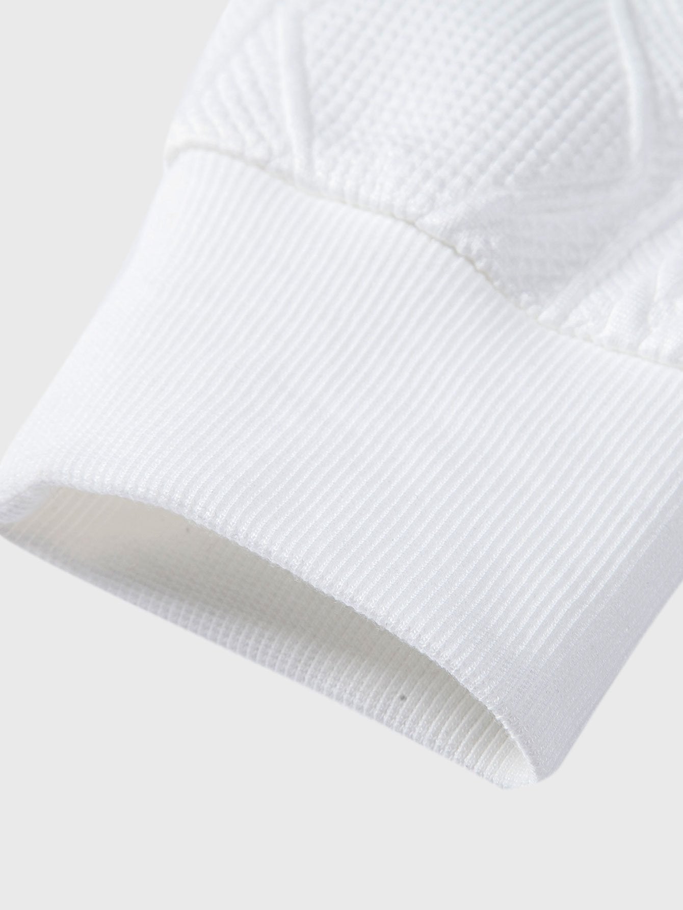ALVARDE Fit Geometric Sweatshirt